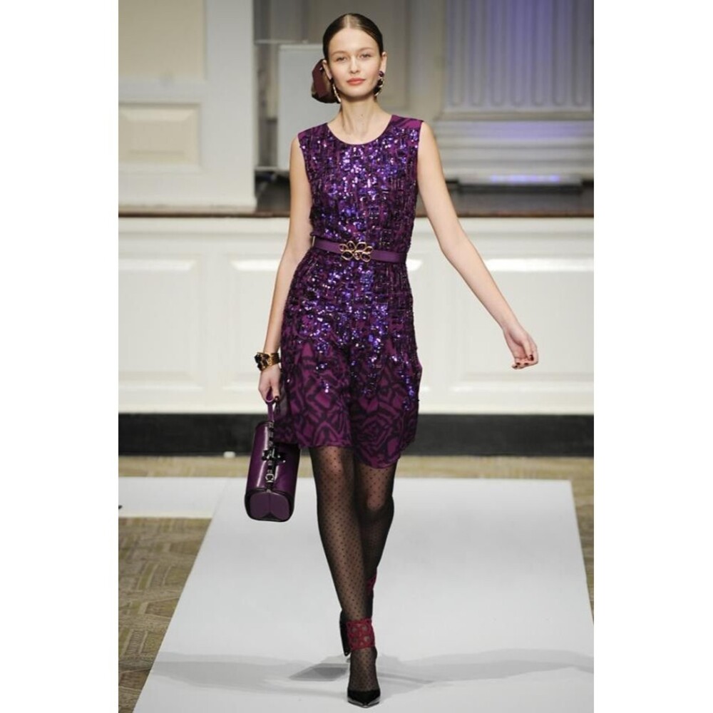 RUNWAY. Oscar de la Renta Silk Mini Dress Size:6 - Picture 2 of 6